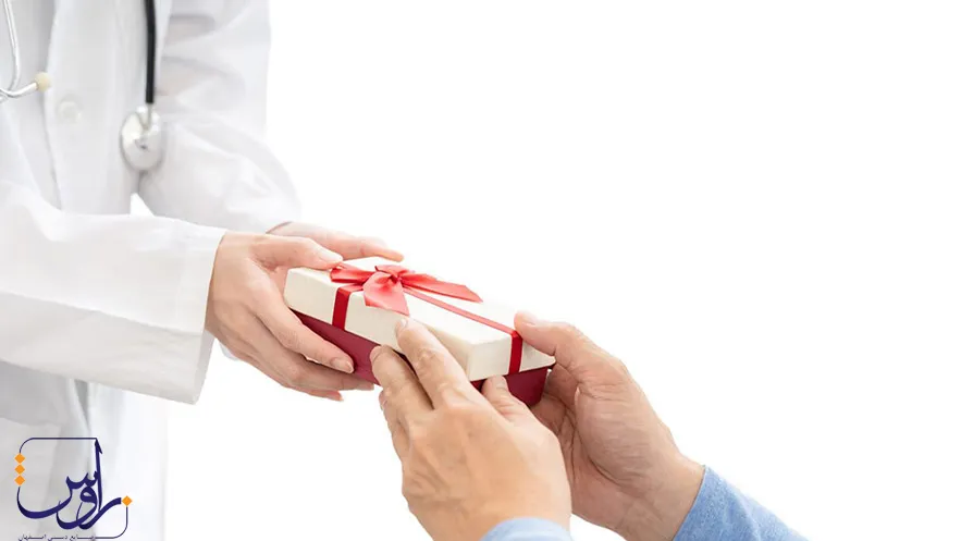 کادو برای پزشک جراح