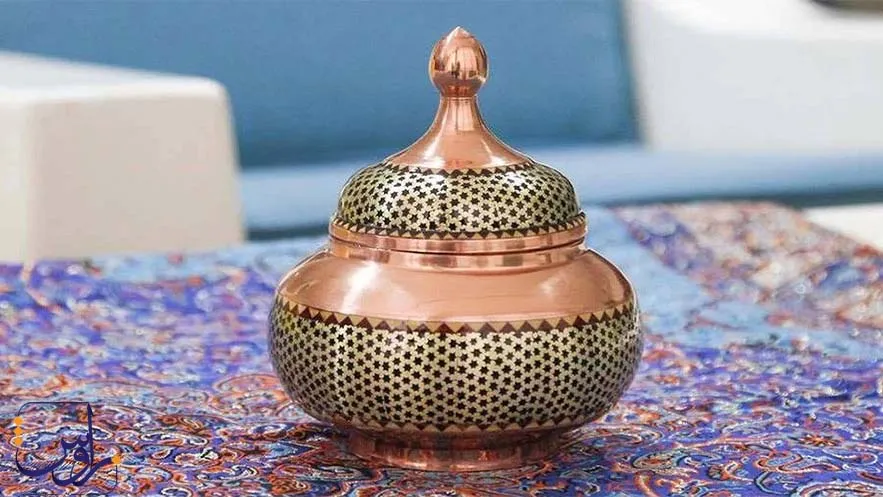 هدیه صنایع دستی به پرستار