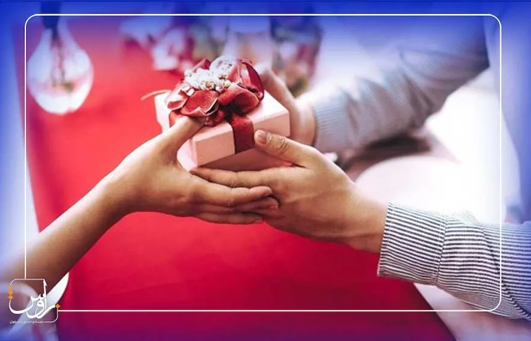 معرفی بهترین کادو تولد برای شوهر | 6 کادو خاص هدیه تولد شوهر