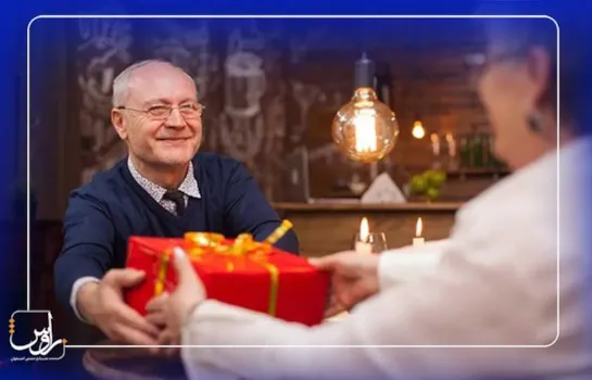 معرفی بهترین هدیه برای جشن بازنشستگی | 4 ایده هدیه بازنشستگی