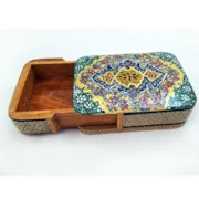 نمای داخلی جعبه جواهر / پاسور خاتم کاری طرح فرش زمرد صنایع دستی زاوش